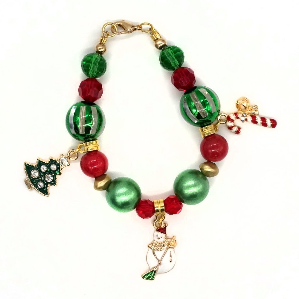 Christmas theme handmade bracelet. - Picture 2 of 3